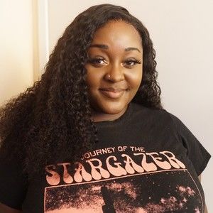 Meet your Posher, Ashley